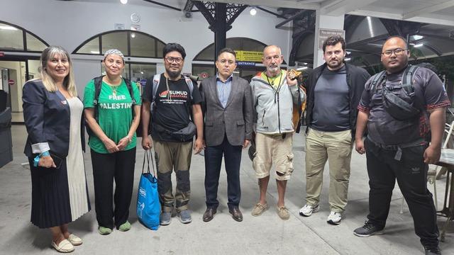 Sumud Filosu'ndan olumsuz hava şartları nedeniyle 4 aktivist tahliye edildi