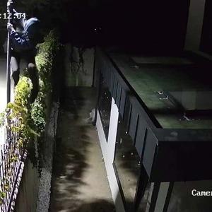 Maskeli villa soyguncuları yakayı ele verdi! Ankara'daki hırsızlık kameraya yansıdı: 40 kiloluk çelik kasa...