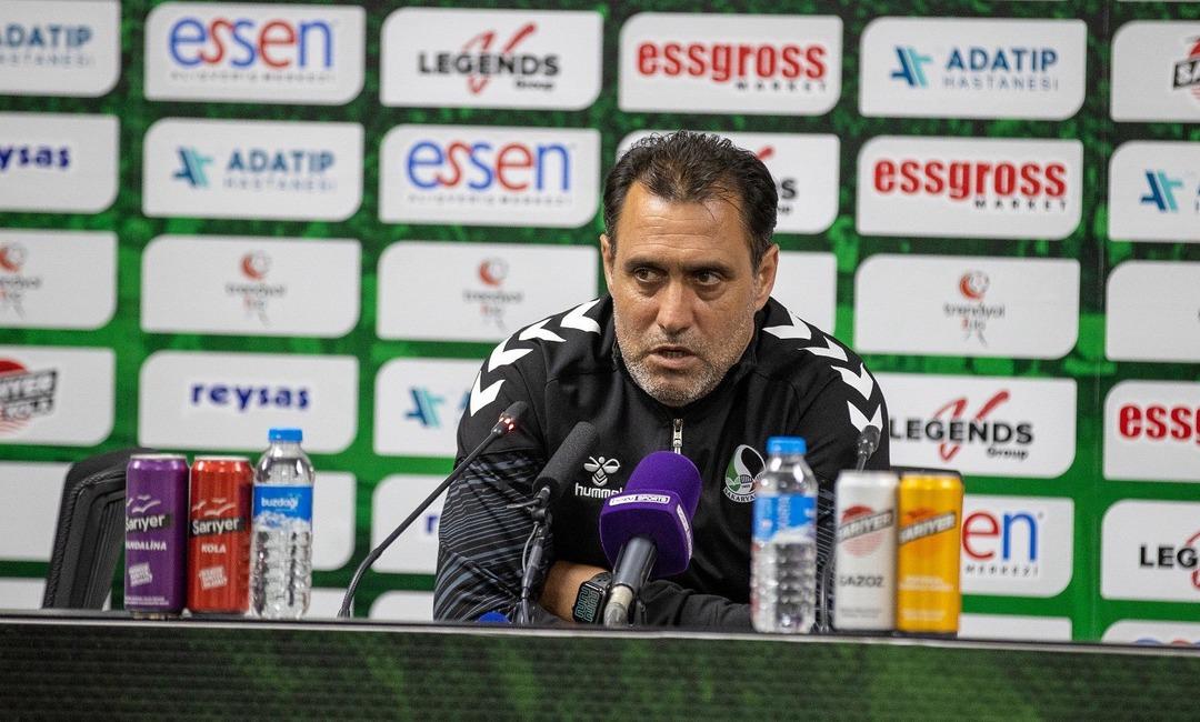 Önce Caner Erkin şimdi 7 yabancıyla sahaya çıkma! Sakaryaspor bu sene dillerden düşmüyor, akıllara Mustafa Denizli geldi 3