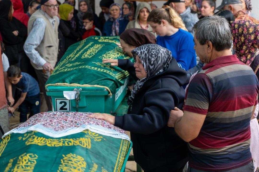 Araç ikiye bölündü, bir aile yok oldu... Geriye bir tek 4 yaşındaki Elanur kaldı 8