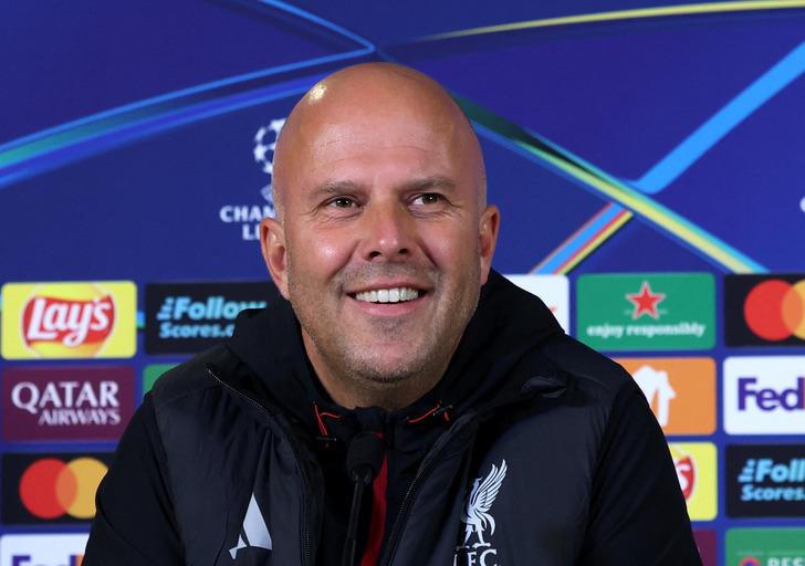 Arne Slot'tan Galatasaray maçı öncesi 5-1 yorumu! "Galatasaray Frankfurt ile bir daha oynasa..." G3