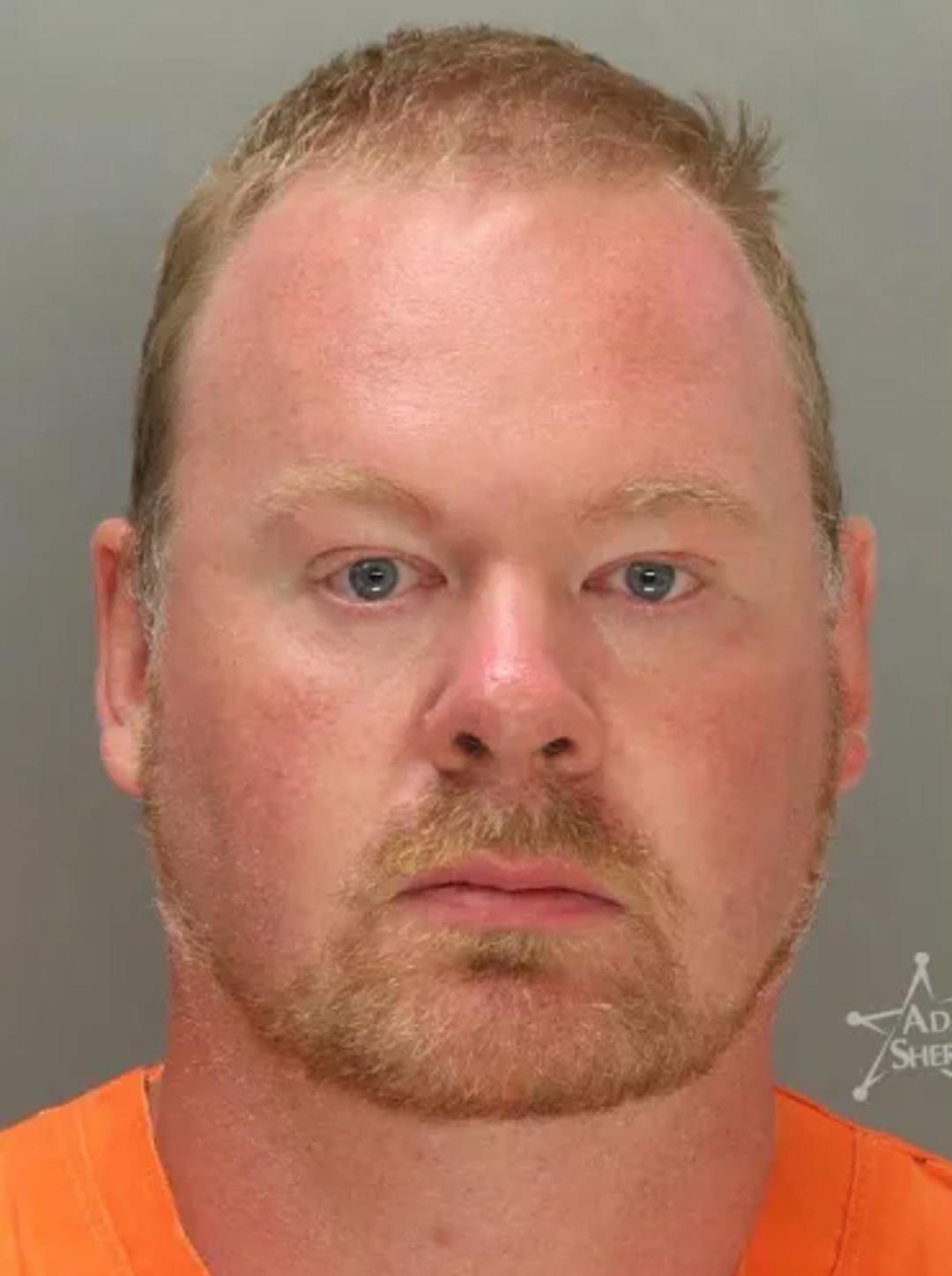 Karı-koca öldürme listesi hazırlamışlar! İçinde yargıçlar ve polisler de var... Manifesto yayınladılar: “Git. Avla. Öldür.” 1