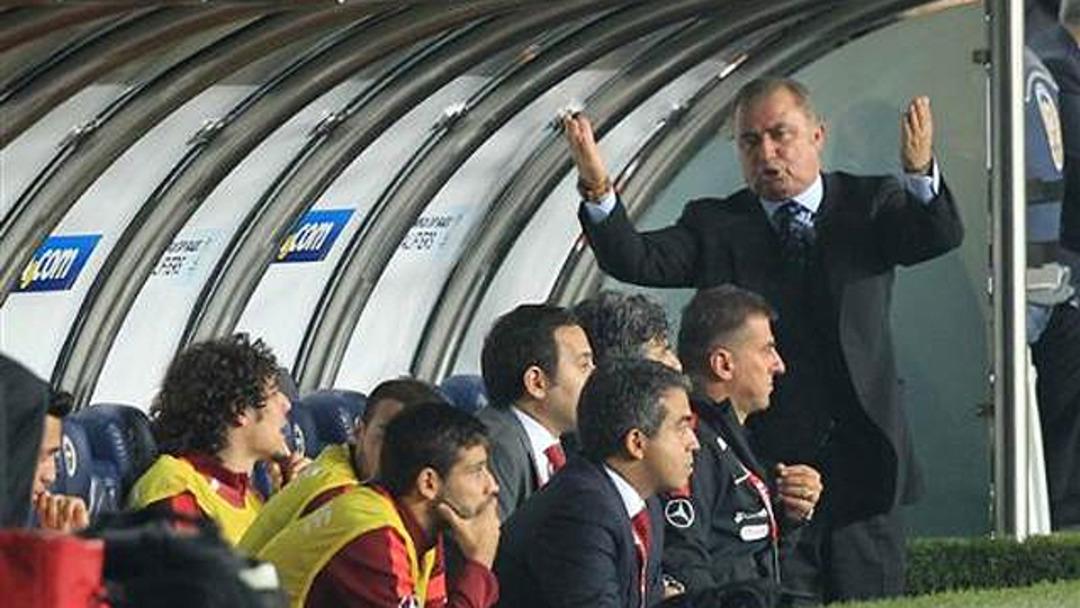 Fatih Terim &ccedil;ıldırdı