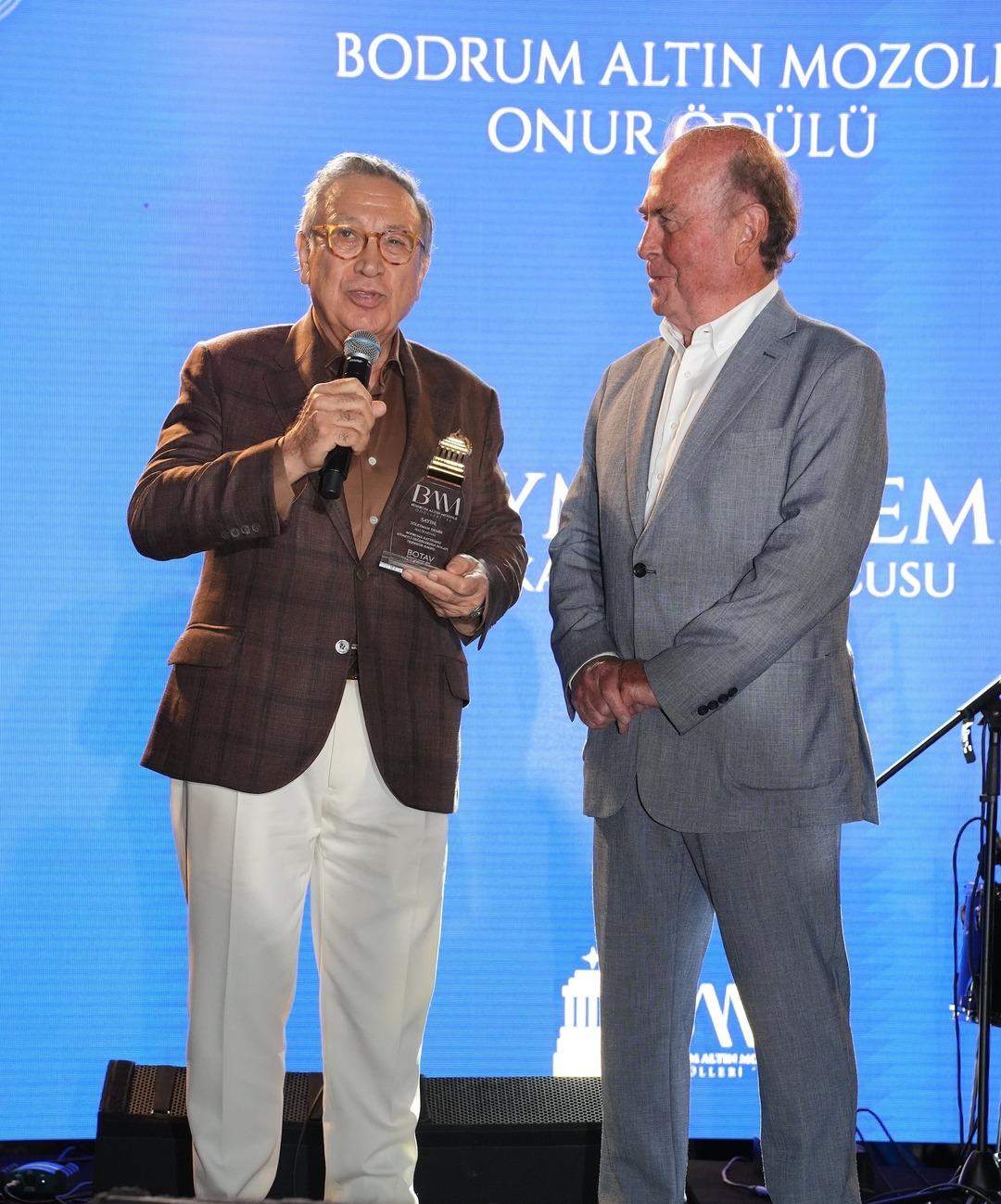 Bodrum Altın Mozole Onur Ödülü Efsane Halikarnas’ın kurucusu Süleyman Demir’e verildi 2
