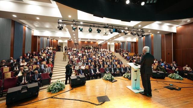 Vali Gül: 300 okulumuza temizlik robotları alıyoruz 2