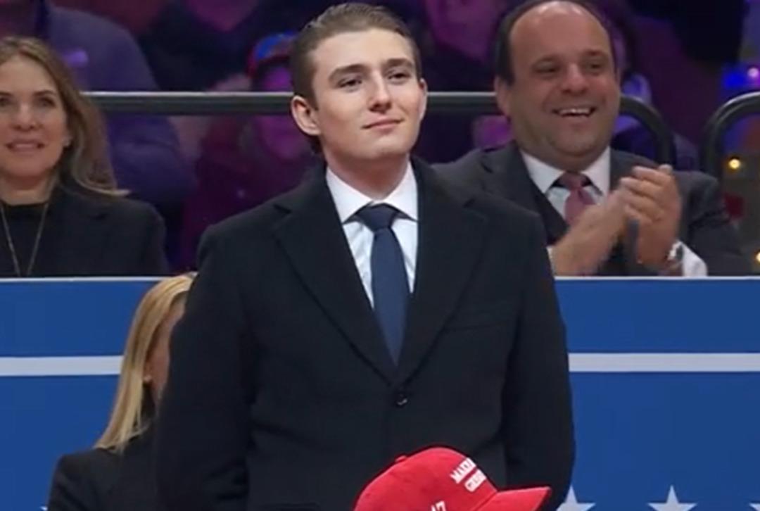 Trump ın büyük oğlunun gösterişli date i olay oldu! Sevgilisi için babasının otelinin tüm katını kapattı 2