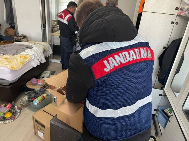 Kişisel veri casuslarına MİT operasyonu! 3 kişi tutuklandı 2