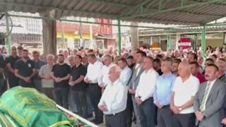 Asansör kazasında hayatını kaybeden genç anne toprağa verildi