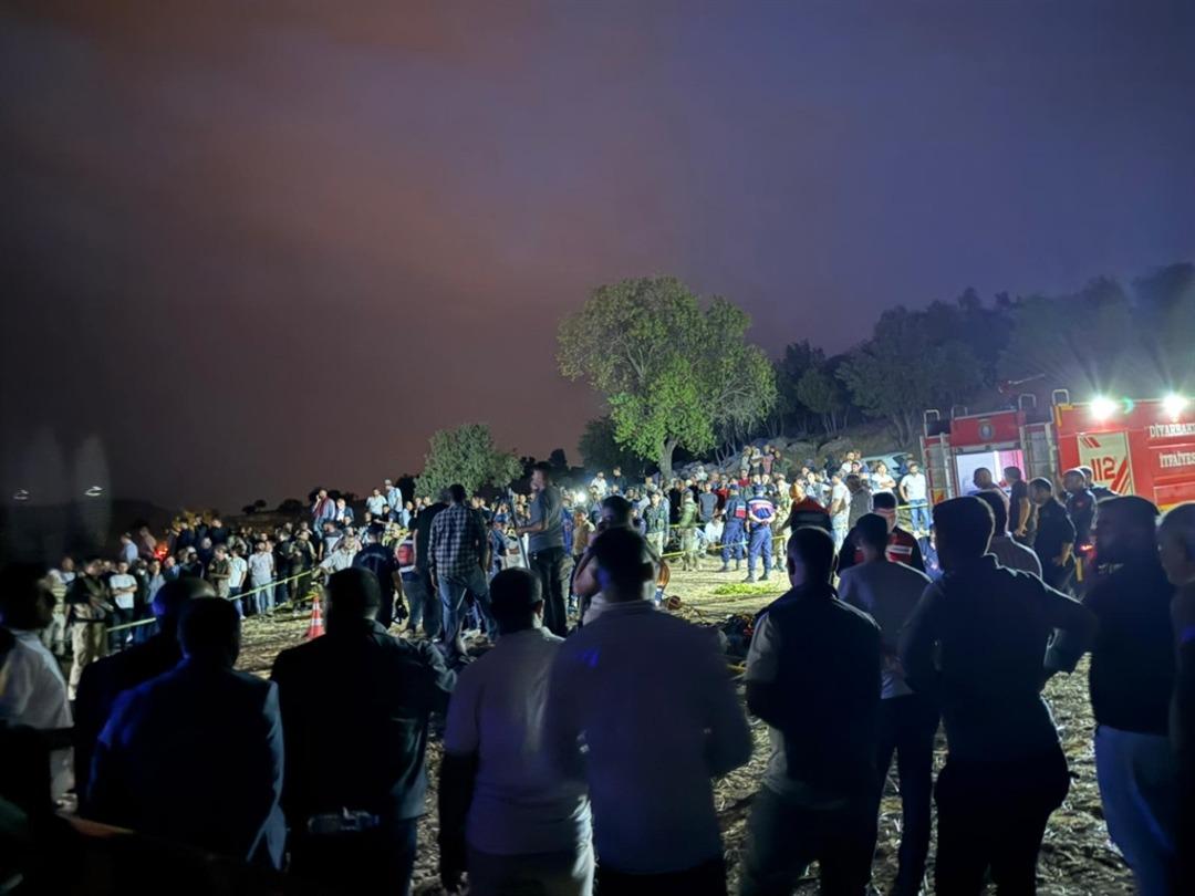 Diyarbakır da facia! Temizlemek için su kuyusuna giren 4 kişi zehirlenerek hayatını kaybetti 4