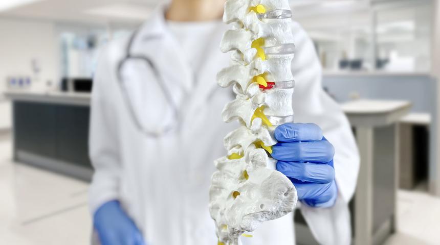 Bel fıtığı nedir, belirtileri nelerdir?