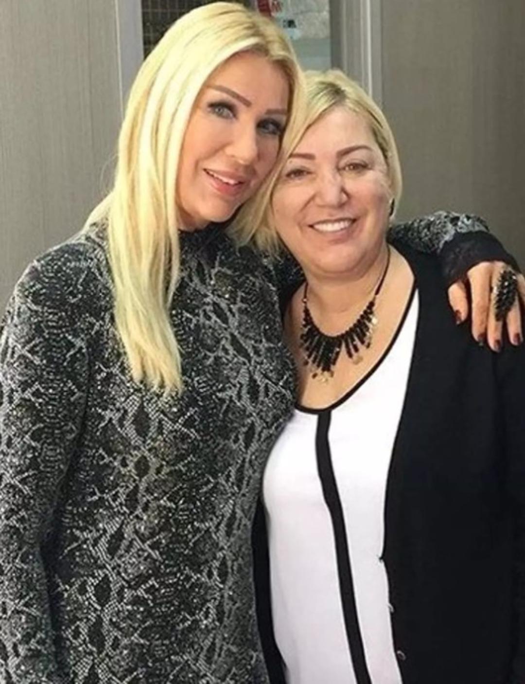 ANNESİ KAPAK