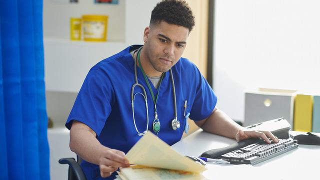 Asistan doktor nedir, görevleri nelerdir?