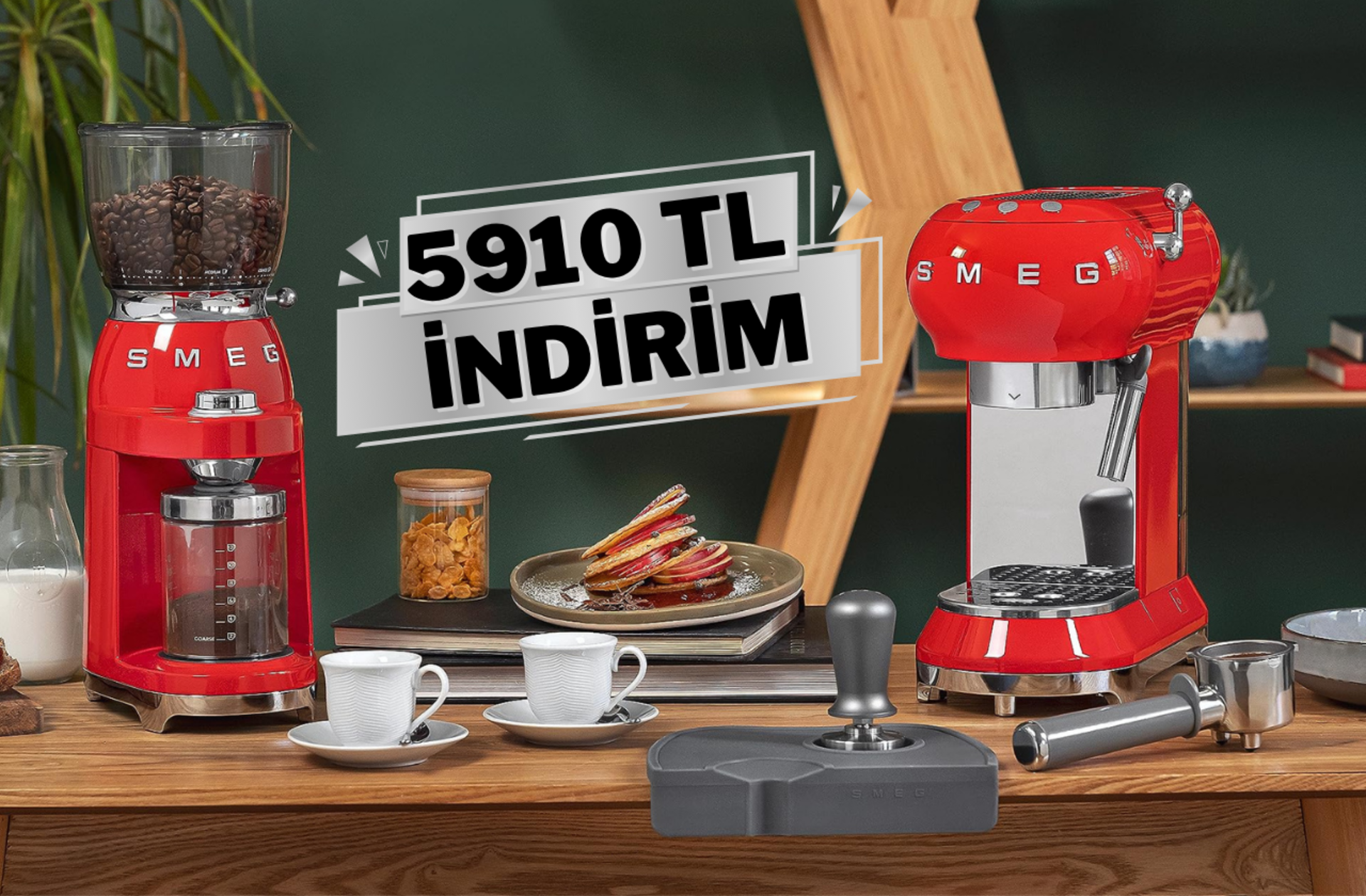 Fiyatı düştü! Smeg 50's Style Retro Espresso Kahve Makinesi'nde %25 indirim 