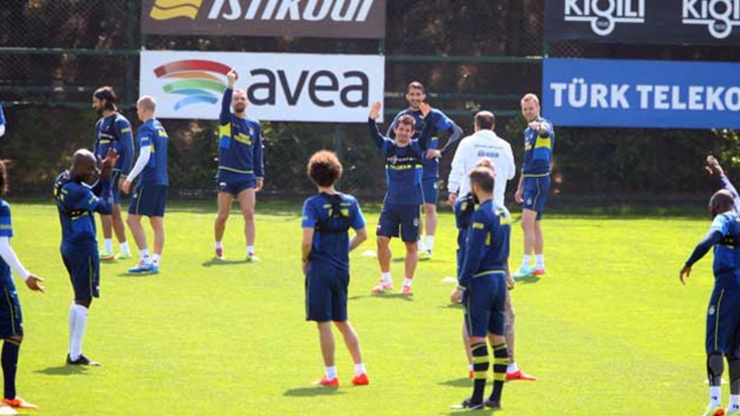 Caner'den antrenmana damga vuran hareket