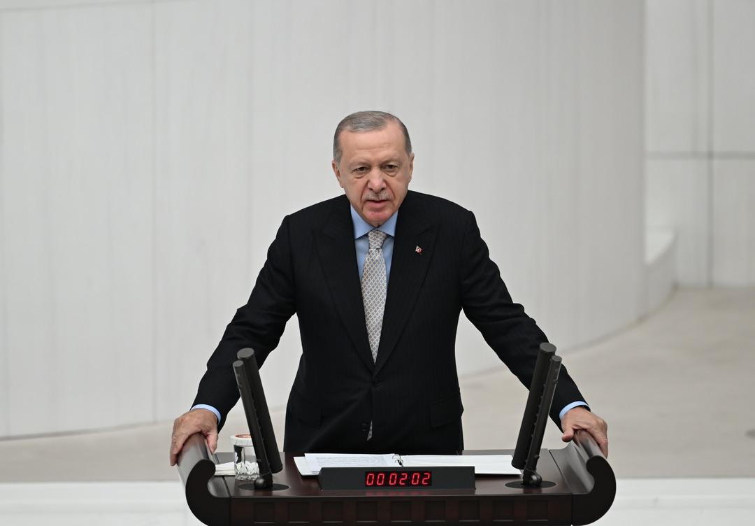 Son dakika | TBMM kürsüsünde Cumhurbaşkanı Erdoğan dan dejavu çıkışı! CHP sıraları boş kaldı, o vekiller ayakta karşıladı 7