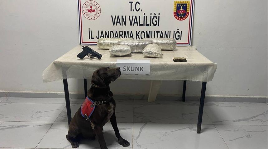 Van'da 4 kilo 311 gram uyuşturucu ele geçirildi
