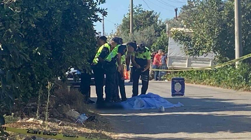 Kamyon Motosiklet Çarpışması Serik Tragically Claims Life