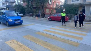 Alaşehir'de öğrenciler polis ve bekçilerle güvende