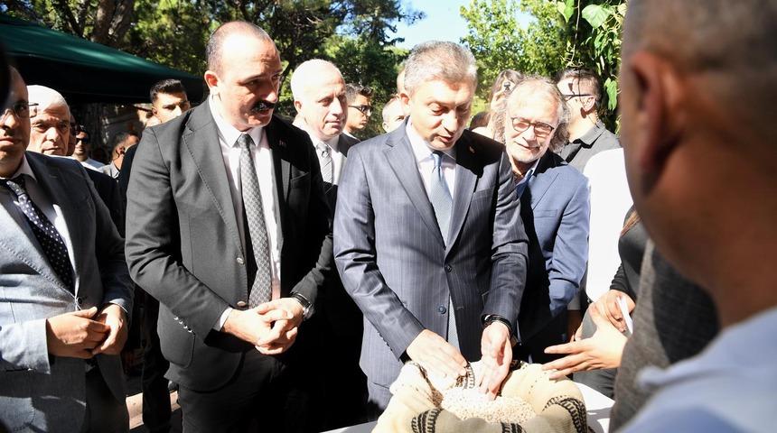 Konyaaltı'nda coğrafi işaretli ürünler tanıtıldı