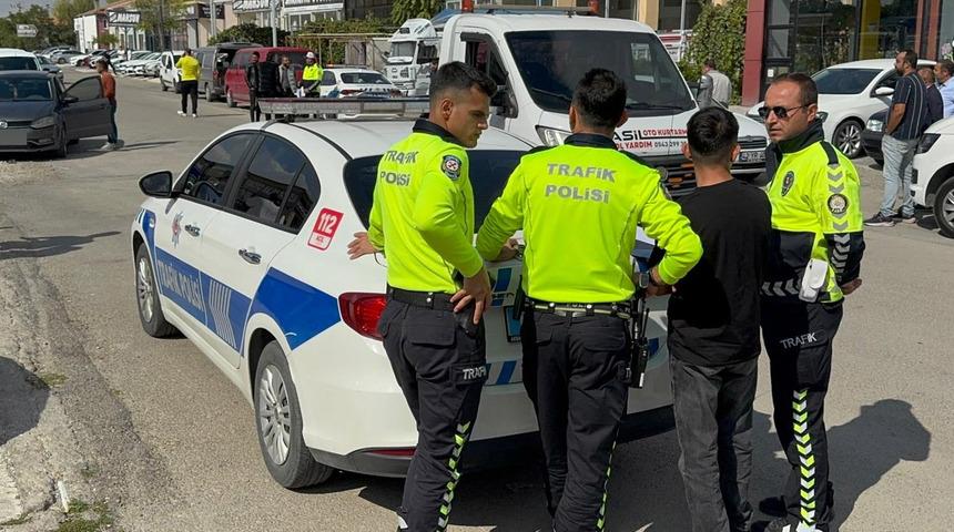 Dur ihtarına uymadı! Aksaray'da çocuk sürücü kovalamaca sonucu yakalandı