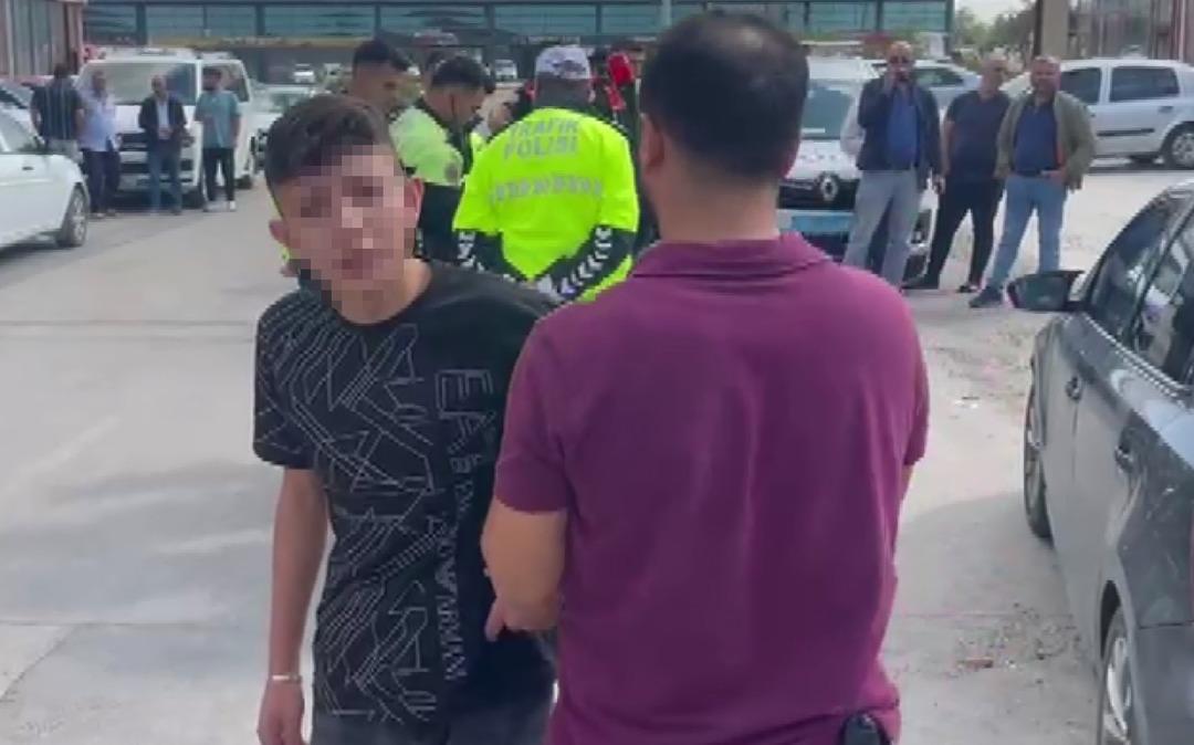 Patronunun aracını kaçırdı, polis ekiplerinden kaçtı! 14 yaşındaki sürücü gazetecileri tehdit etti 4