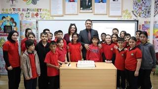 Sınıf başkanı sözünde durdu, seçim vaadini yerine getirdi