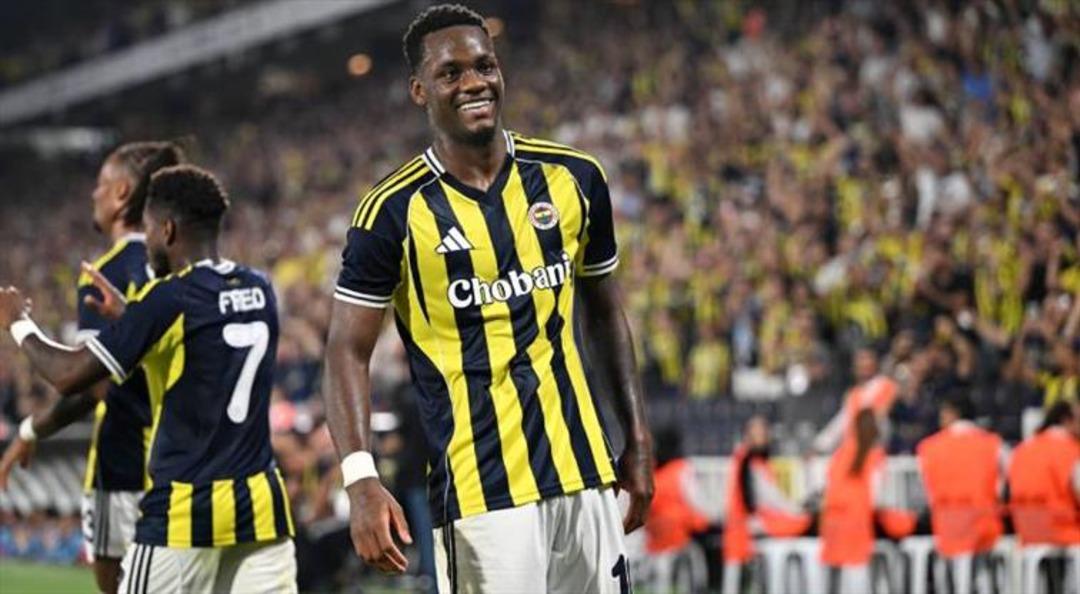 Fenerbahçe nin golcü oyuncusu Jhon Duran ın sözleşmesi için inanılmaz iddia! Özel sözleşme yapılmış... 4