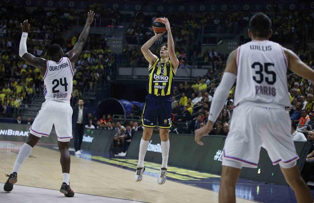 Fenerbahçe Beko Euroleague in ilk maçında farklı başlangıç yaptı! Paris Basketbol u ezdi geçti... 2