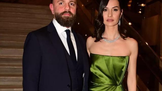 14 yıllık evliliği tek celsede bitmişti! Yasemin Ergene önce numarasını sonra evini değiştirdi! 'Lütfen aramayın'