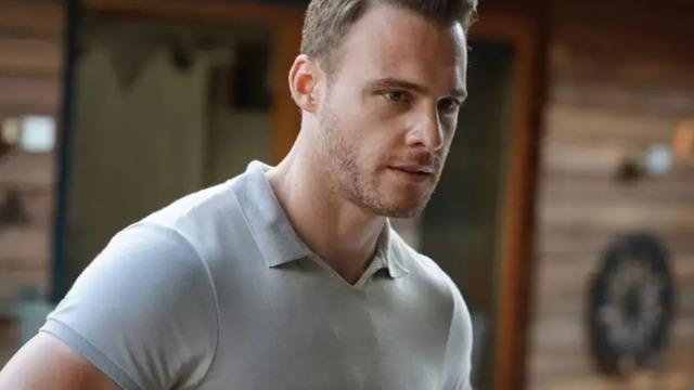 Büyük aşk bitti! Melisa Tapan Sabancı ve Kerem Bürsin ayrılığının sebebi bakın neymiş