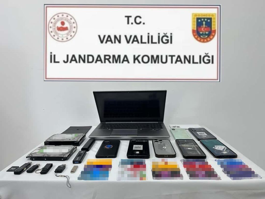 Banka hesaplarında 92 milyon TL lik işlem! Alışveriş siteleriyle yapmışlar 1