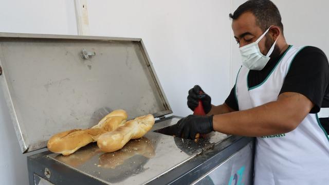 Şanlıurfa'da organik atıklar hayvanlar için mamaya dönüştürülüyor