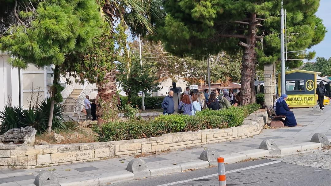 SON DAKİKA | İstanbul da hissedilen deprem! AFAD duyurdu: 5.0 büyüklüğünde merkez üssü Marmara Denizi 4