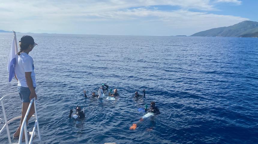 Datça’da "hayalet ağ" temizliği yapıldı
