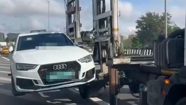 Esenler'de sahte plakalı aracın sahibi ve sürücüsüne 334 bin lira para cezası