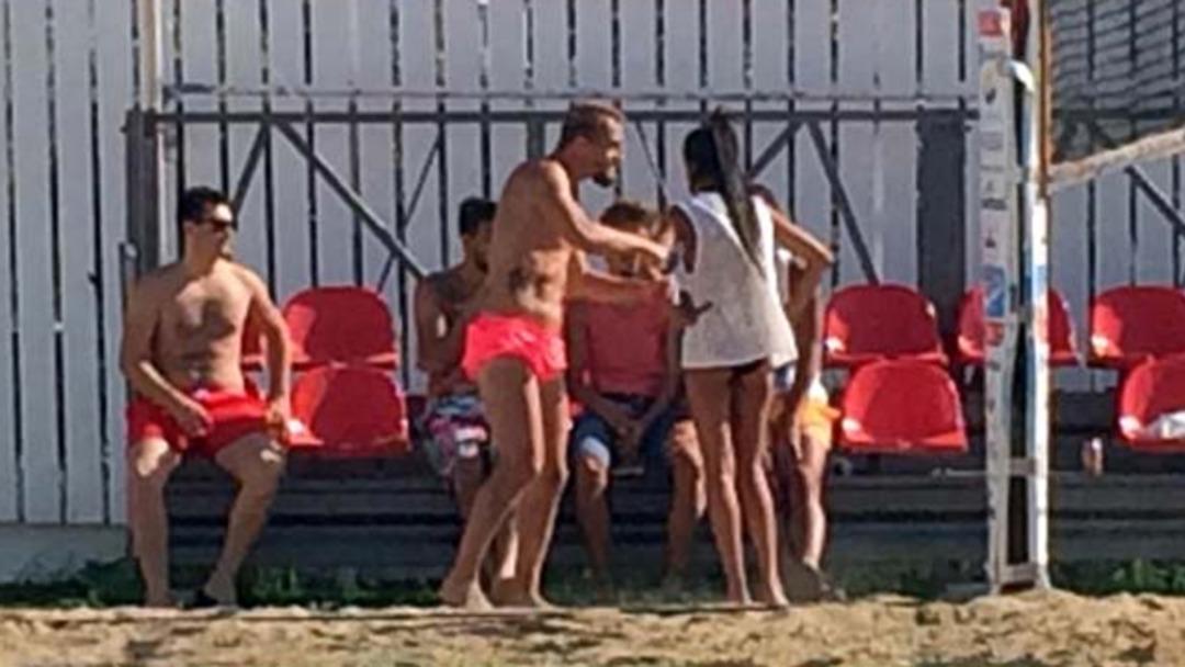 Caner Erkin, gen&ccedil; kızların markajında!