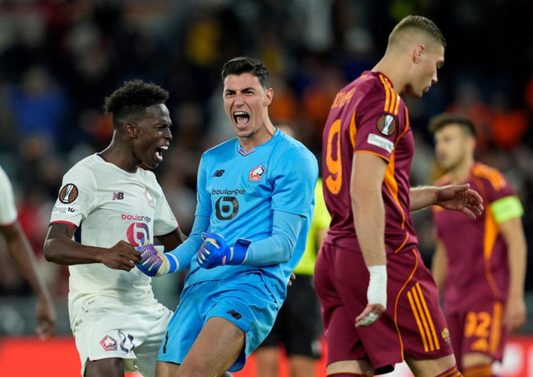 Berke Özer Roma yı yaktı! İtalya da 3 penaltı üst üste kurtardı ve takımına 3 puan kazandırdı... Bir tarih yazdı... 1