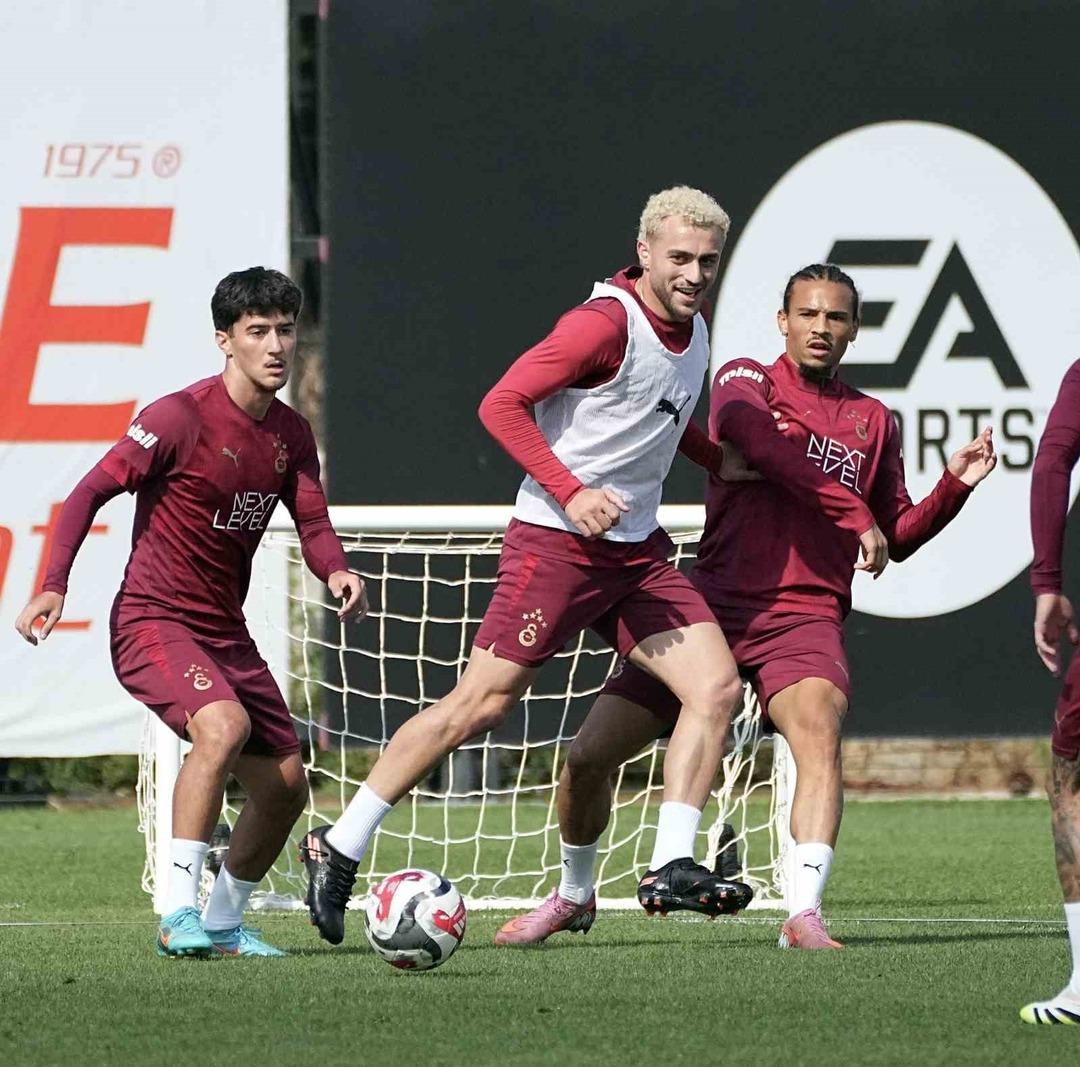 Galatasaray, Beşiktaş derbisinin hazırlıklarına başladı 1