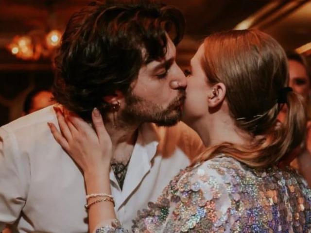 3 ay &ouml;nce boşanmıştı! Manifest'in yıldızıyla aşk yaşıyor iddiası