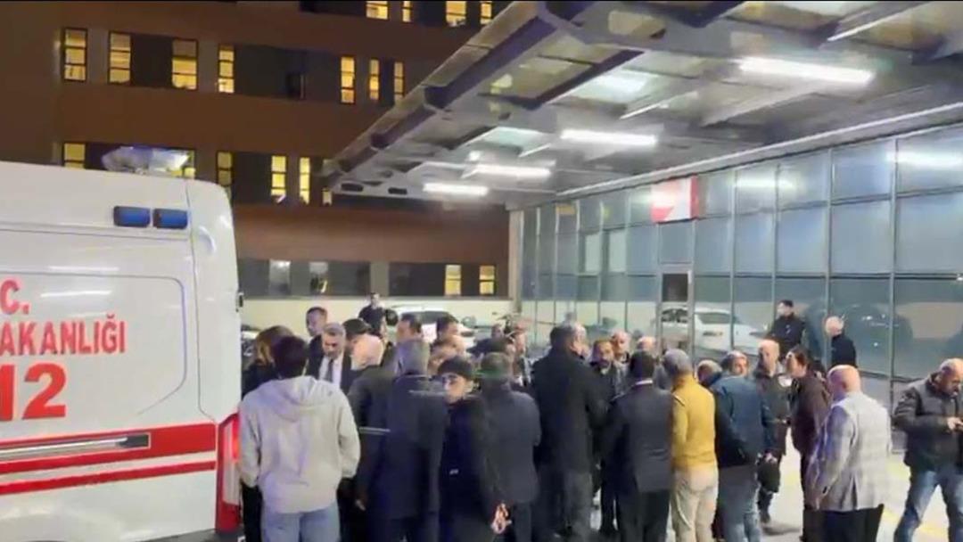 Eskişehir’de AK Parti milletvekili Ayşen Gürcan’ın makam aracı kaza yaptı: 1 ölü, 4 yaralı 5