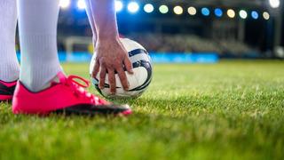 Futbolda hakem kartları ne anlama gelir? Sarı ve kırmızı kartın anlamı