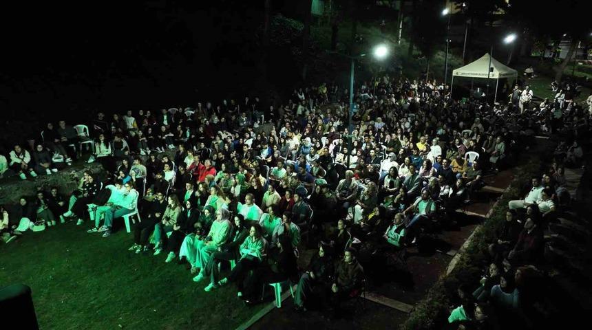 Bursa’da açık havada sinema keyfi