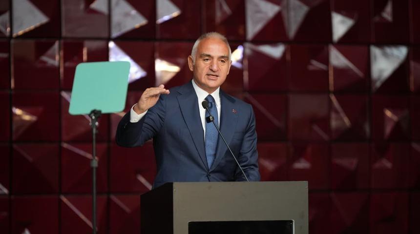 Bakan Ersoy: "Türkiye Kültür Yolu Festivali dünyanın en büyüğü oldu"