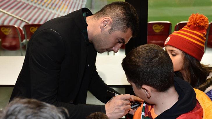 Galatasaray'dan çocuklara yılbaşı partisi G3