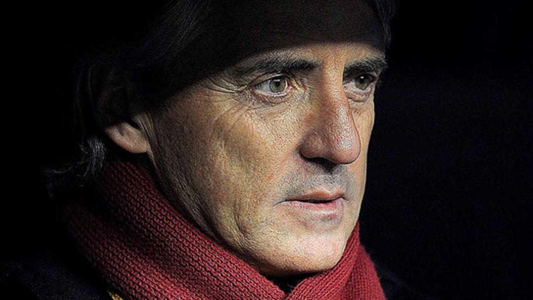 Mancini 16 ismin biletini kesti