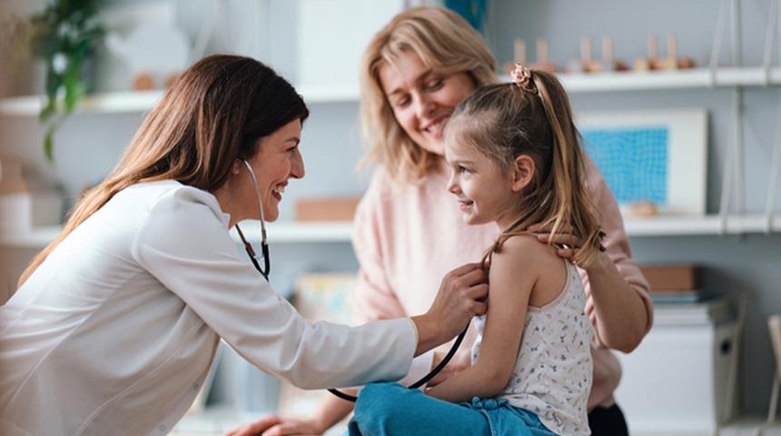 Aileler dikkat: &Ccedil;ocuklarda bu belirtilere dikkat! Uzmanlar uyarıyor: "Bu hareketlilik kalp sorunlarını ustalıkla gizleyebilir"