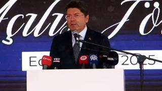 Adalet Bakanı Tunç, AK Parti Edirne İl Başkanlığı'nda konuştu: 'Türkiye'yi terörden tamamen kurtaralım'
