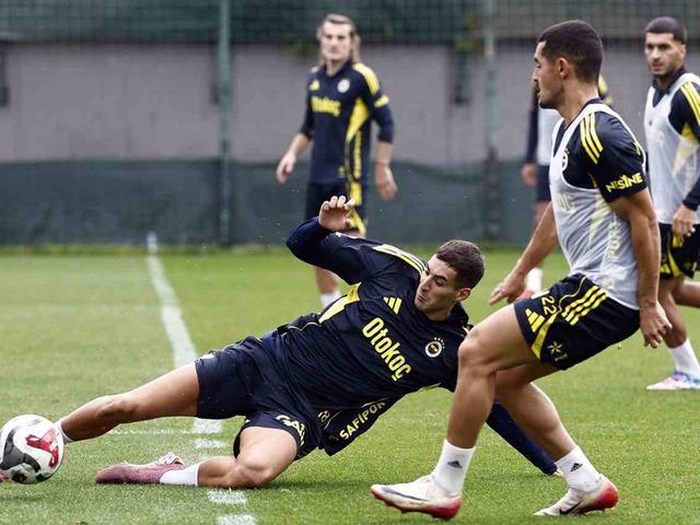 Fenerbahçe, Samsunspor maçı hazırlıklarına başladı!