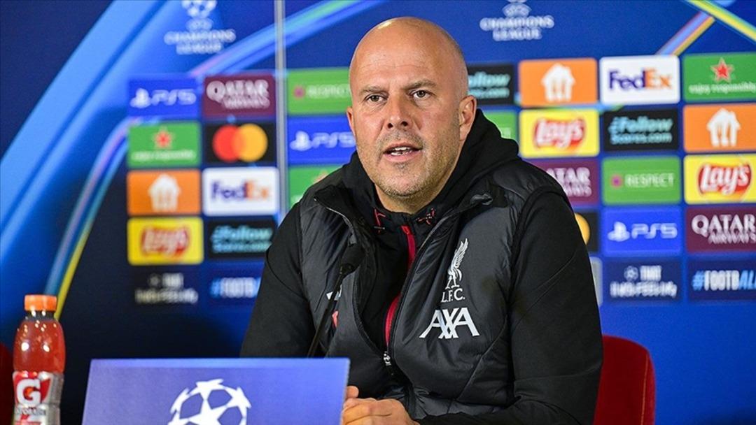 Şampiyonlar Ligi nde Galatasaray a kaybeden Liverpool da Arne Slot Barış Alper Yılmaz ve hakeme fena yüklendi! Slot unutamıyor... 3