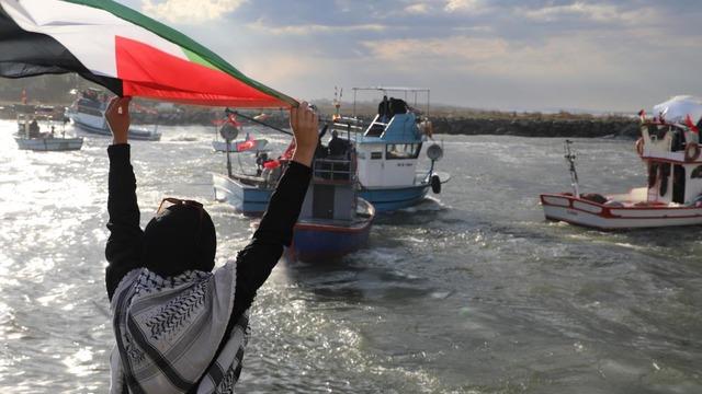 Sumud Filosu'na teknelerle destek verip zulme ‘Dur' dediler
